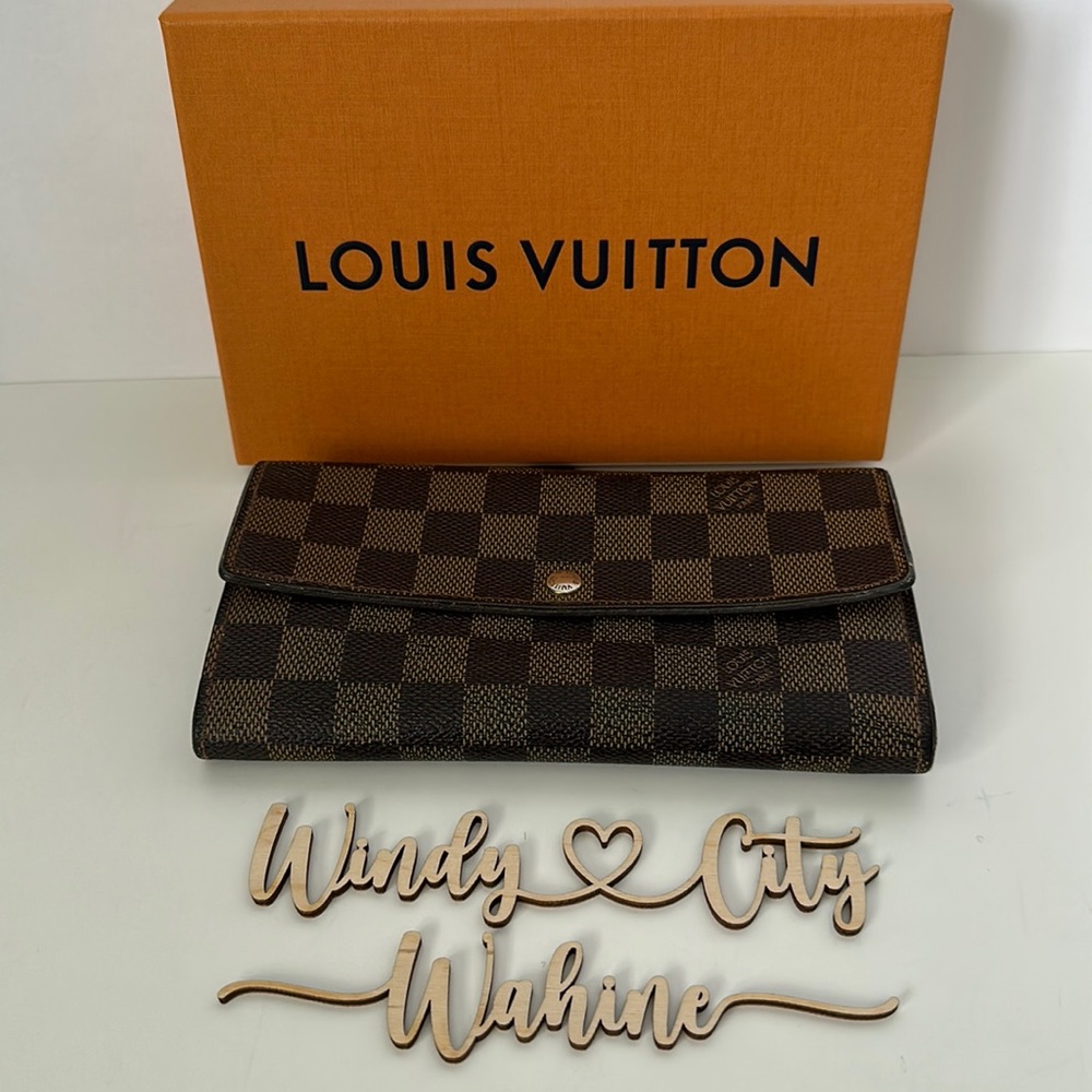 Authentic LOUIS VUITTON Sarah Wallet Damier Ebene